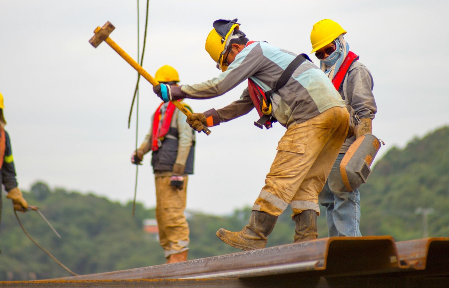 Le conseguenze dell'invecchiamento del mercato del lavoro italiano*